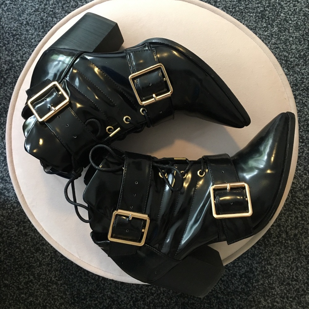 Black Boots